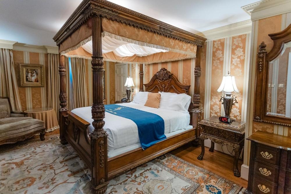 1840s Carrollton Inn